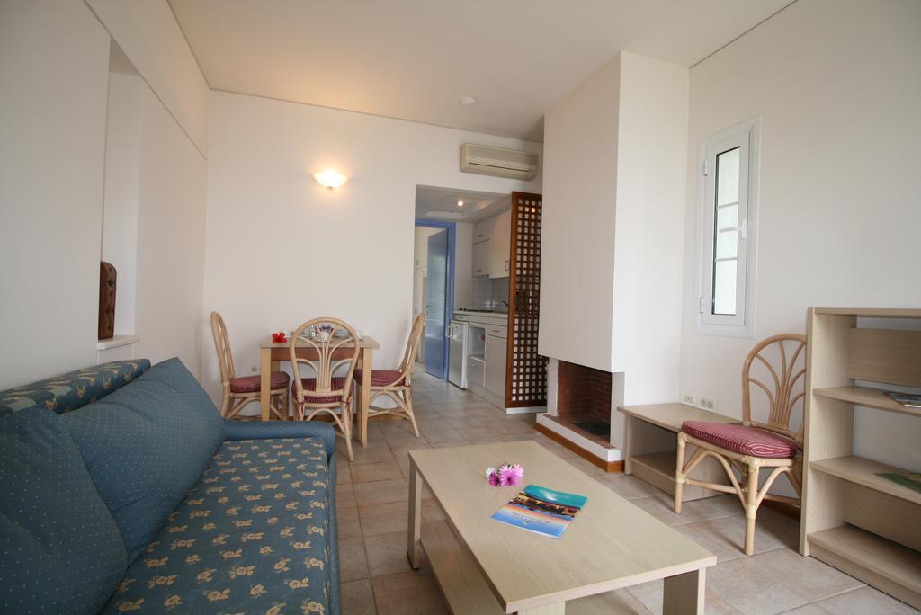 Dionysos Authentic Resort & Village Agia Fotia  Eksteriør bilde
